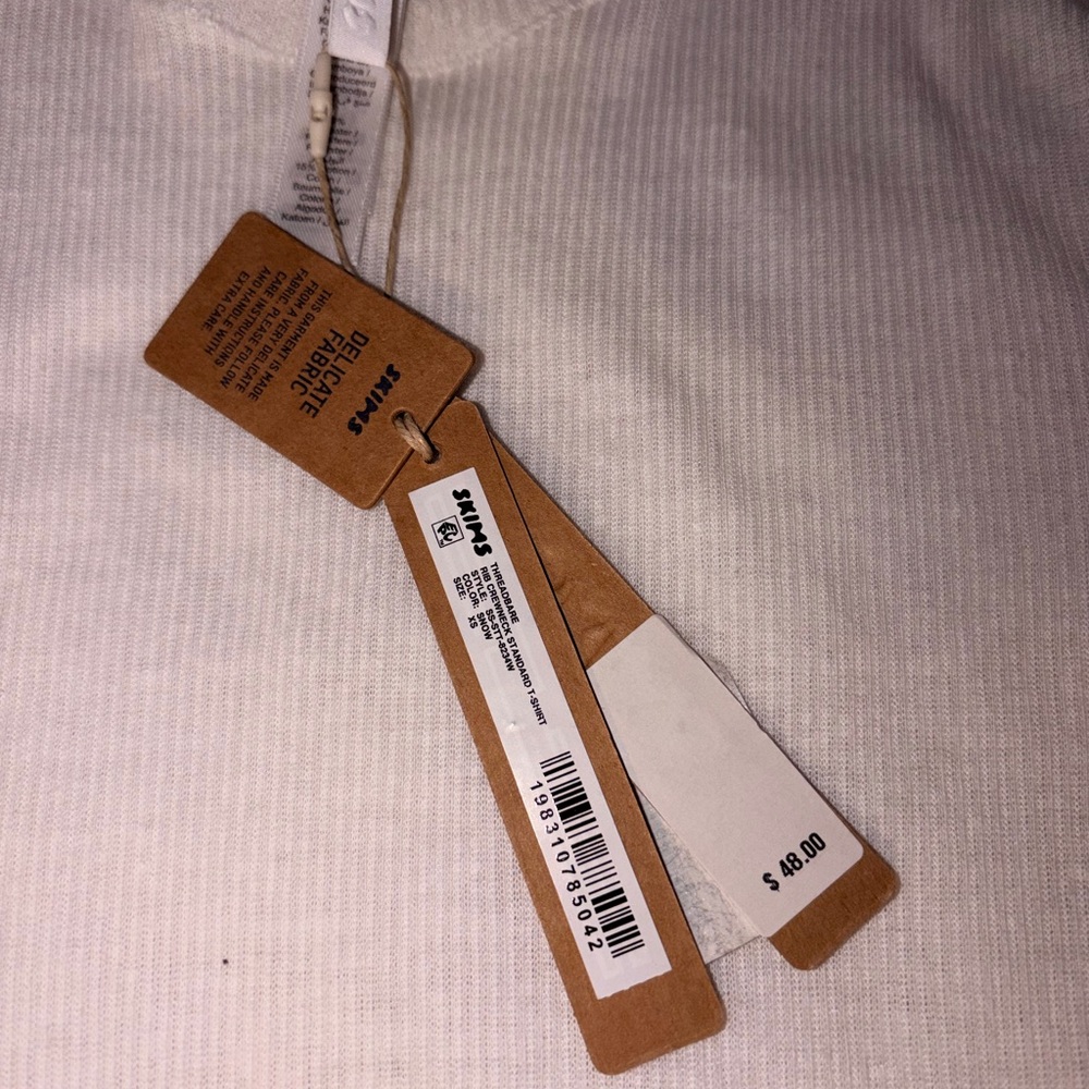 Skims ThreadBare Tee - Picture 2 of 3